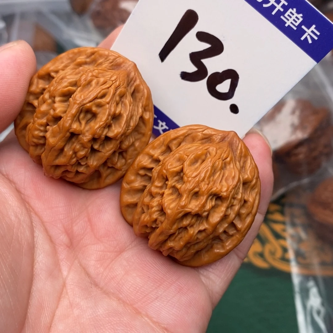把件文玩核桃虎头37