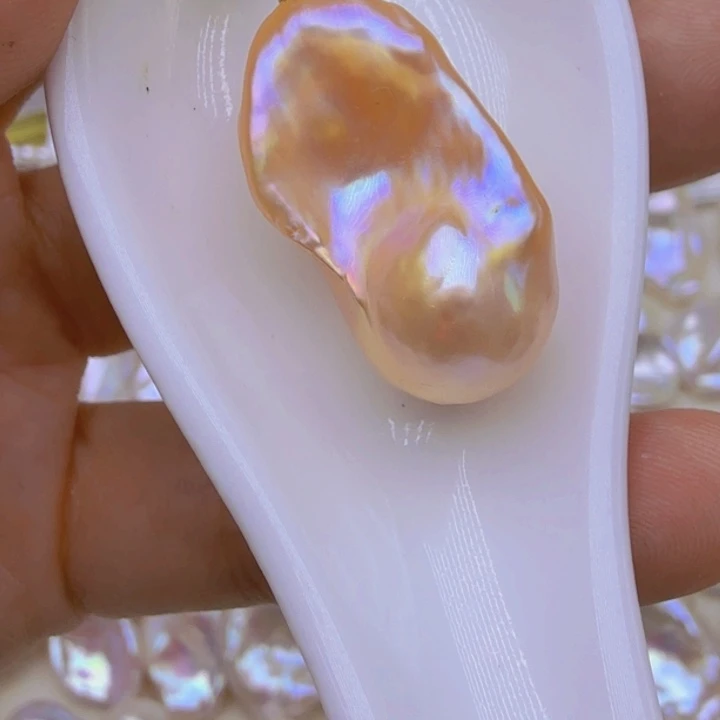 未镶嵌淡水珍珠颈饰