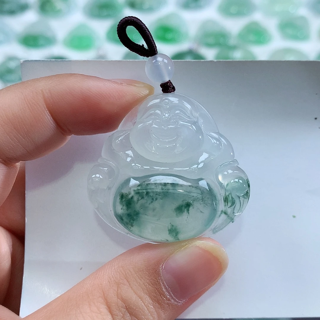 翡翠18K金镶嵌颈饰佛