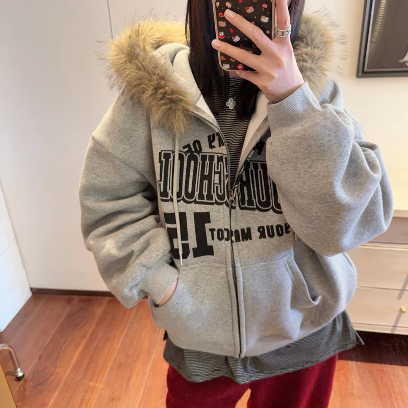 【张静芝】秋冬字母印花厚实加绒拼毛毛领连帽拉链卫衣外套