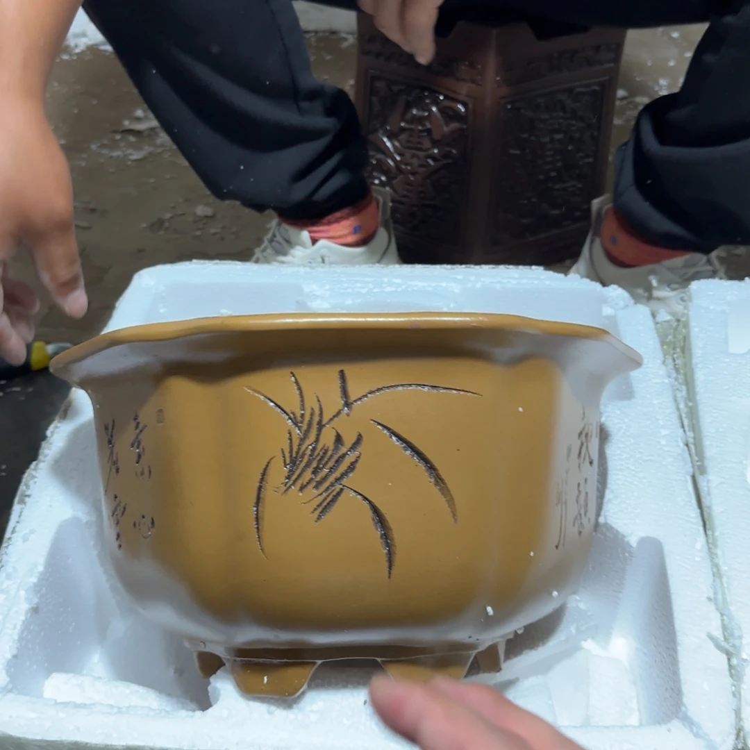 紫砂花盆口径26高度15厘米