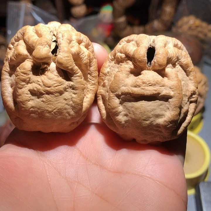 橄榄核吊坠乾坤鬼脸核桃