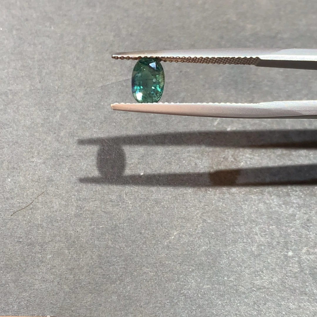 裸石蓝宝石4.9×7.3