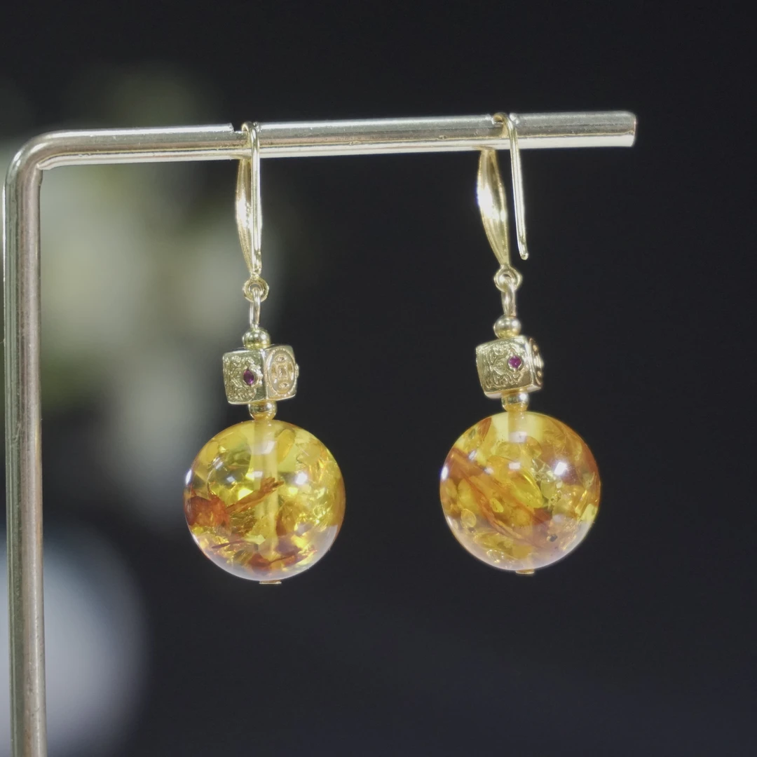 苏芳珠宝-13mm天然俄罗斯花珀耳环时尚气质百搭复古镶嵌耳钩