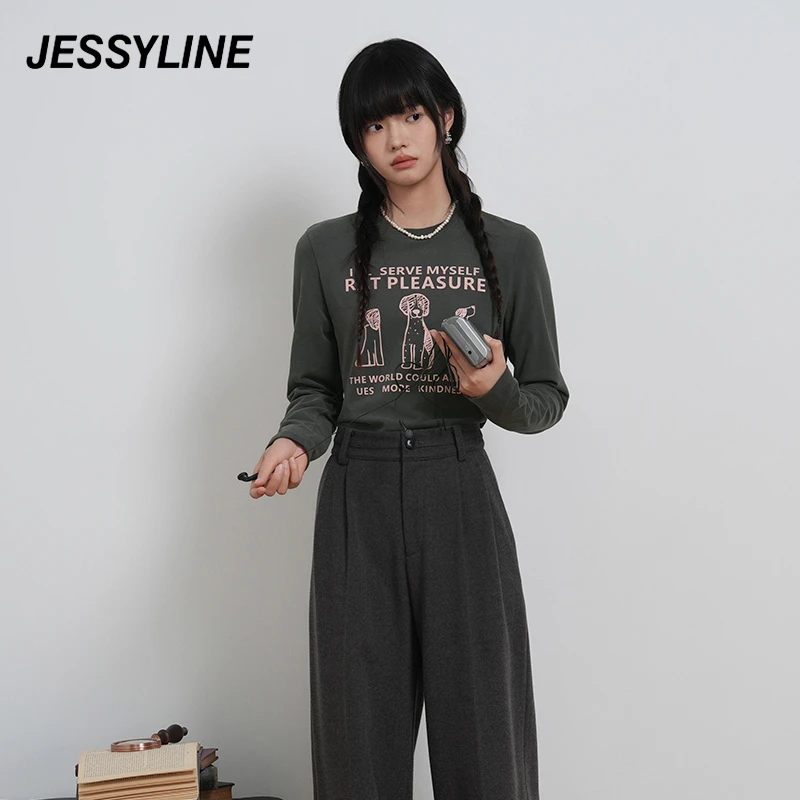 jessyline冬季新款女装 杰茜莱字母卡通长袖T恤女 442101002
