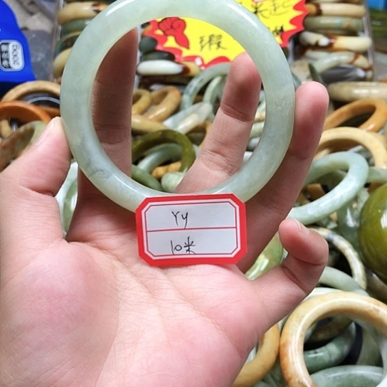未镶嵌蛇纹石玉手镯Y*