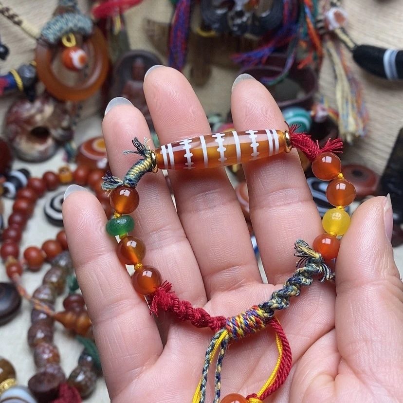 【闪购商品】玛瑙/玉髓颈饰未镶嵌坐**态