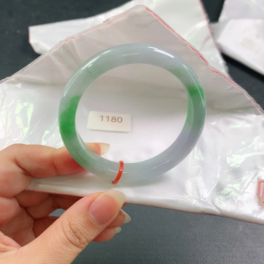 未镶嵌手镯翡翠03