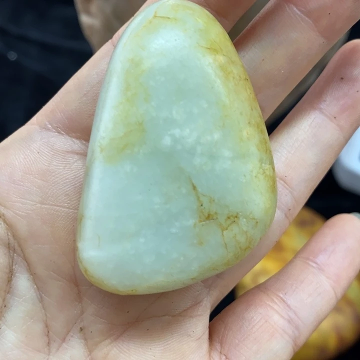 未镶嵌和田玉（糖玉）挂件
