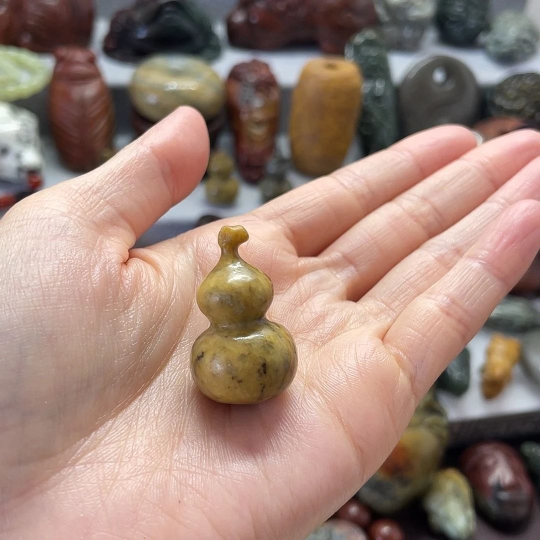 岫岩河磨玉（透闪石质玉）未镶嵌颈饰