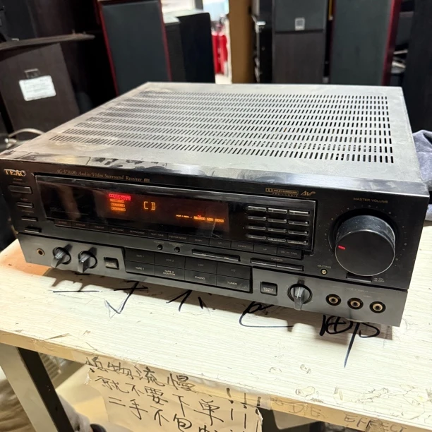 8新  8新 二手TEAC功放 v3020 运费自理 不包退换