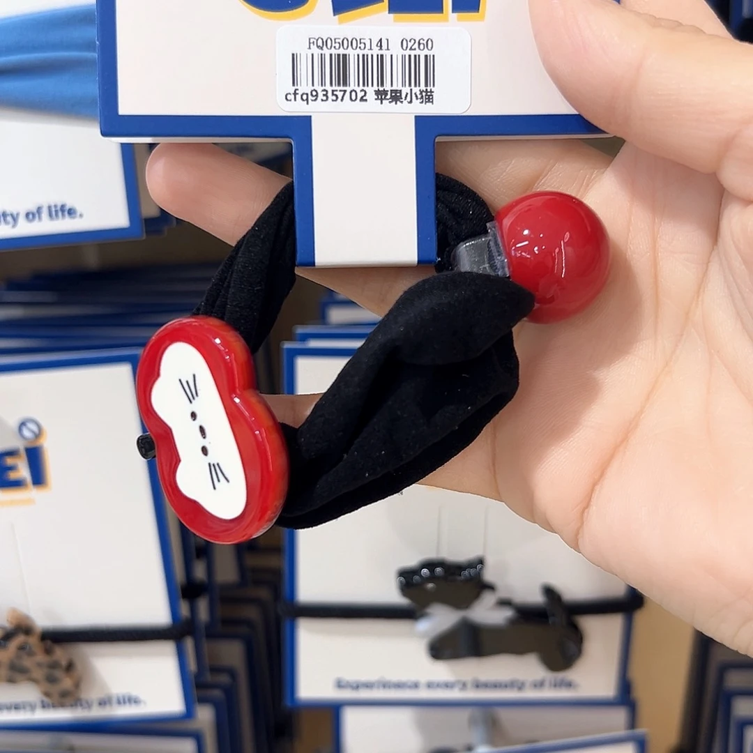 皮质铁合金苹果猫