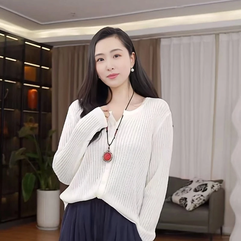 竖坑条长袖针织开衫