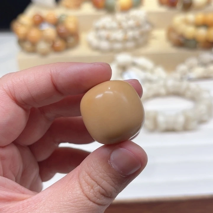 菩提根/象牙果手串2-4-90 大桶珠微瑕