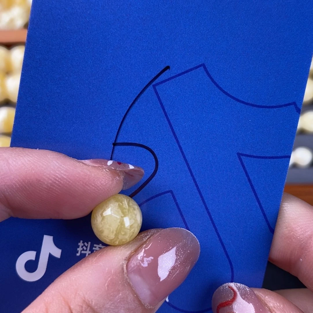 琥珀裸石未镶嵌惜*蜜蜡