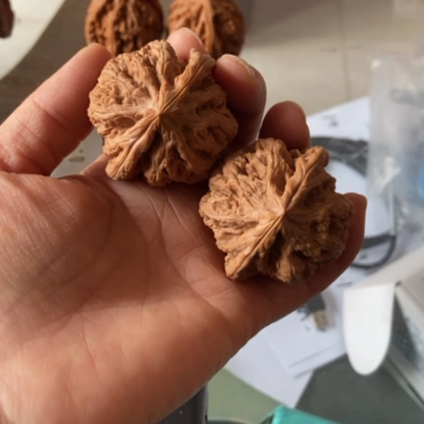 【闪购商品】小***哥45微修平谷大粗筋