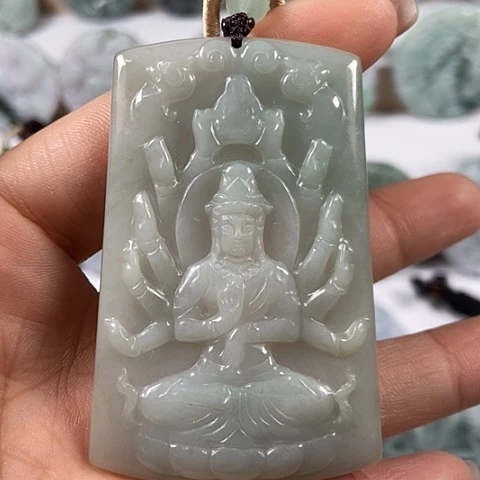 翡翠颈饰未镶嵌千手观音福利