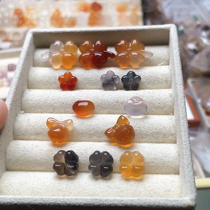 玛瑙/玉髓未镶嵌玛瑙四叶草