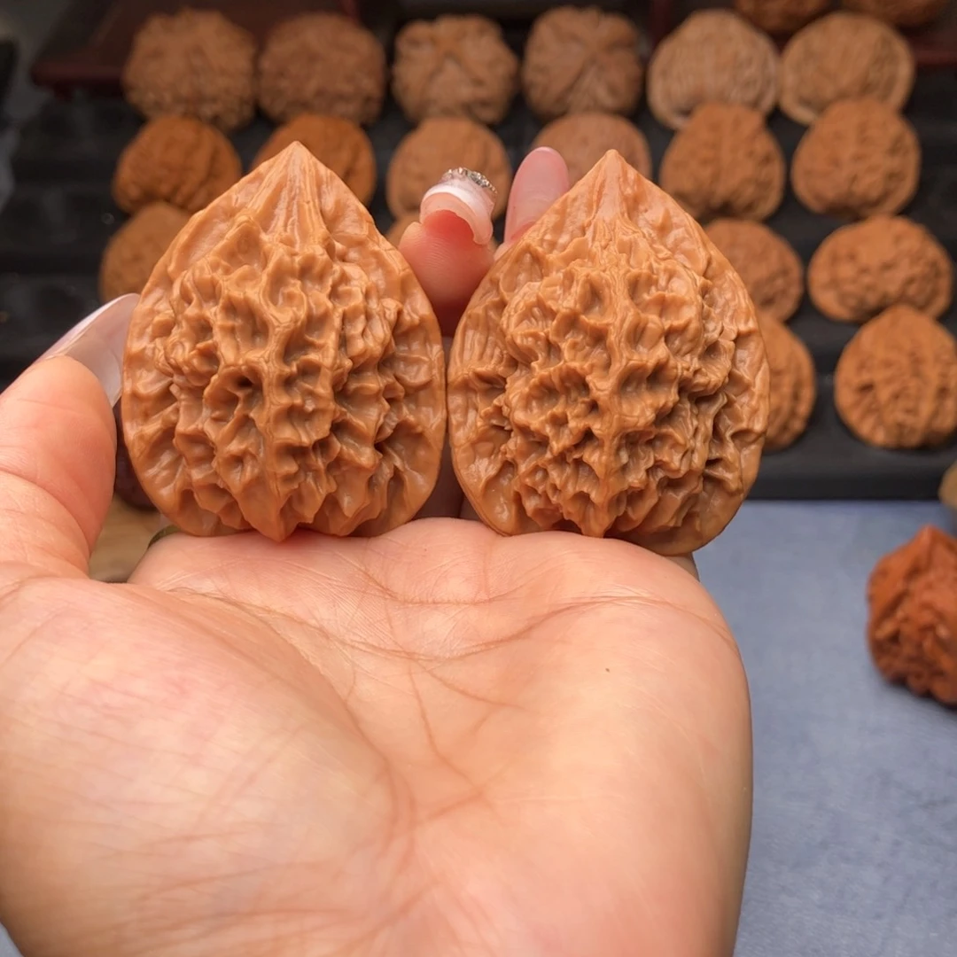 文玩核桃把件龙鸡