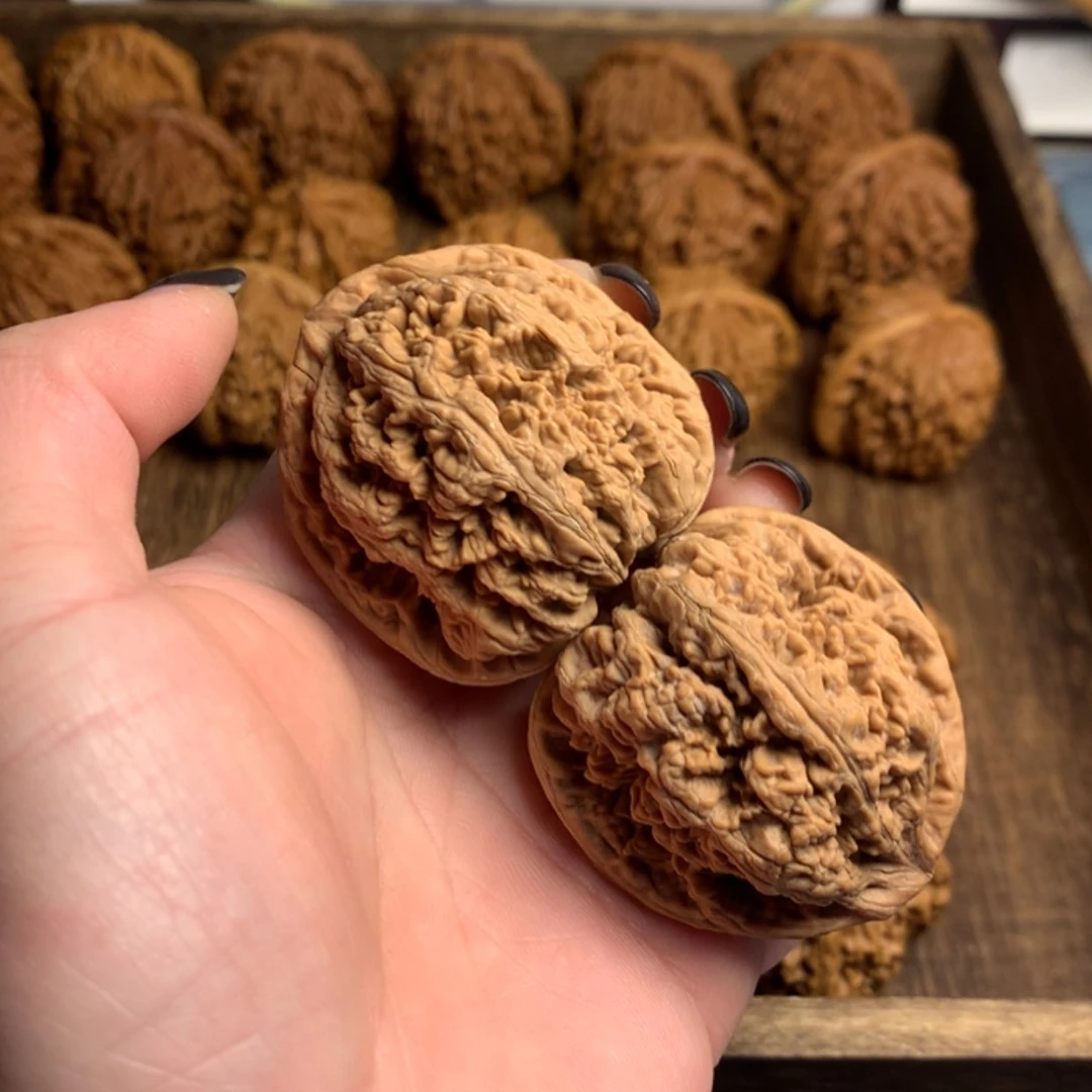 【闪购商品】文玩核桃吊坠恩*粗筋