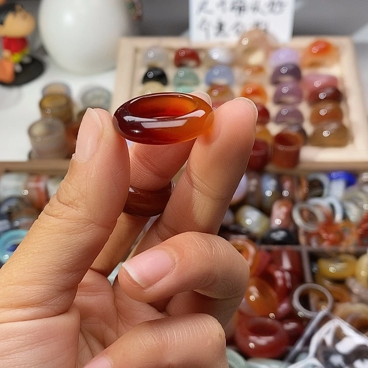 如***意玛瑙/玉髓未镶嵌戒指A 77不退换17内径