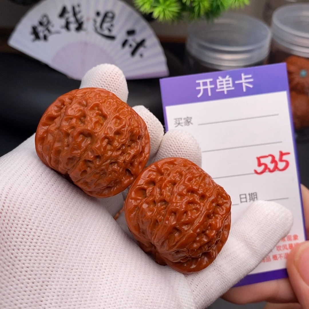 文玩核桃把件39血麒麟535