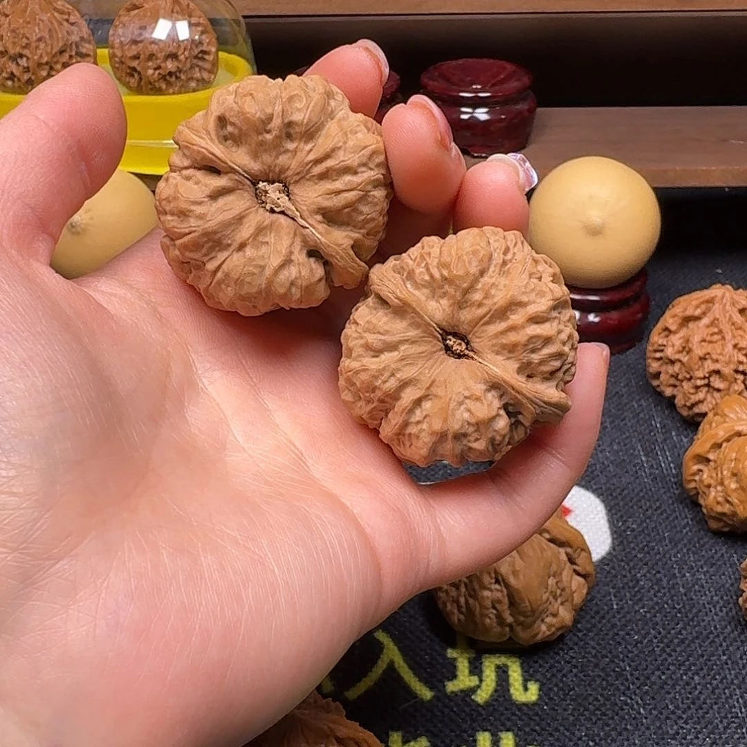 文玩核桃吊坠古**青41蛙蛙