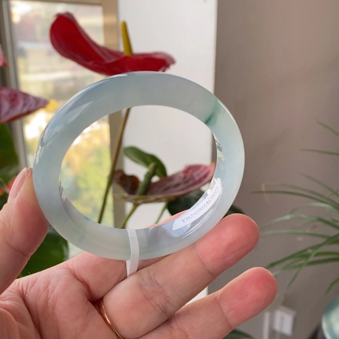 翡翠未镶嵌手镯23号