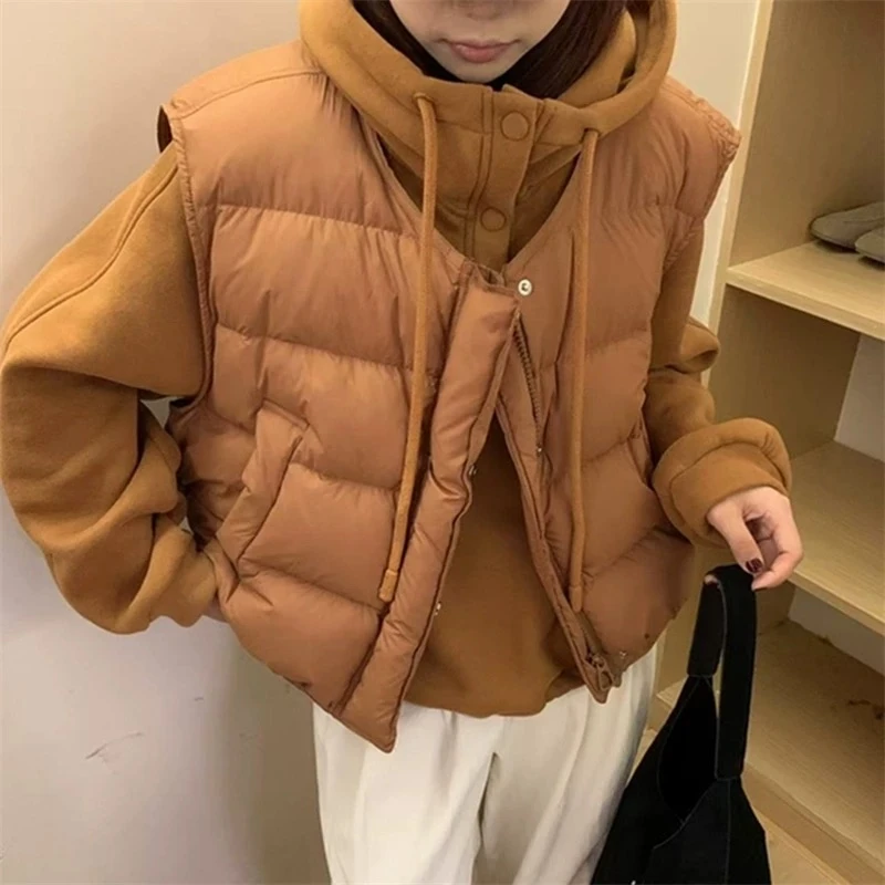 搭配一套抽绳加绒保暖卫衣➕羽绒显瘦叠穿马甲套装