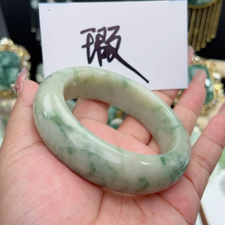 美***6未镶嵌透闪石-蛇纹石玉手镯