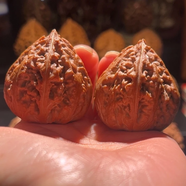 @***文吊坠文玩核桃蚂蚁草莓5