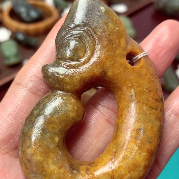 和田玉未镶嵌珠宝奇石