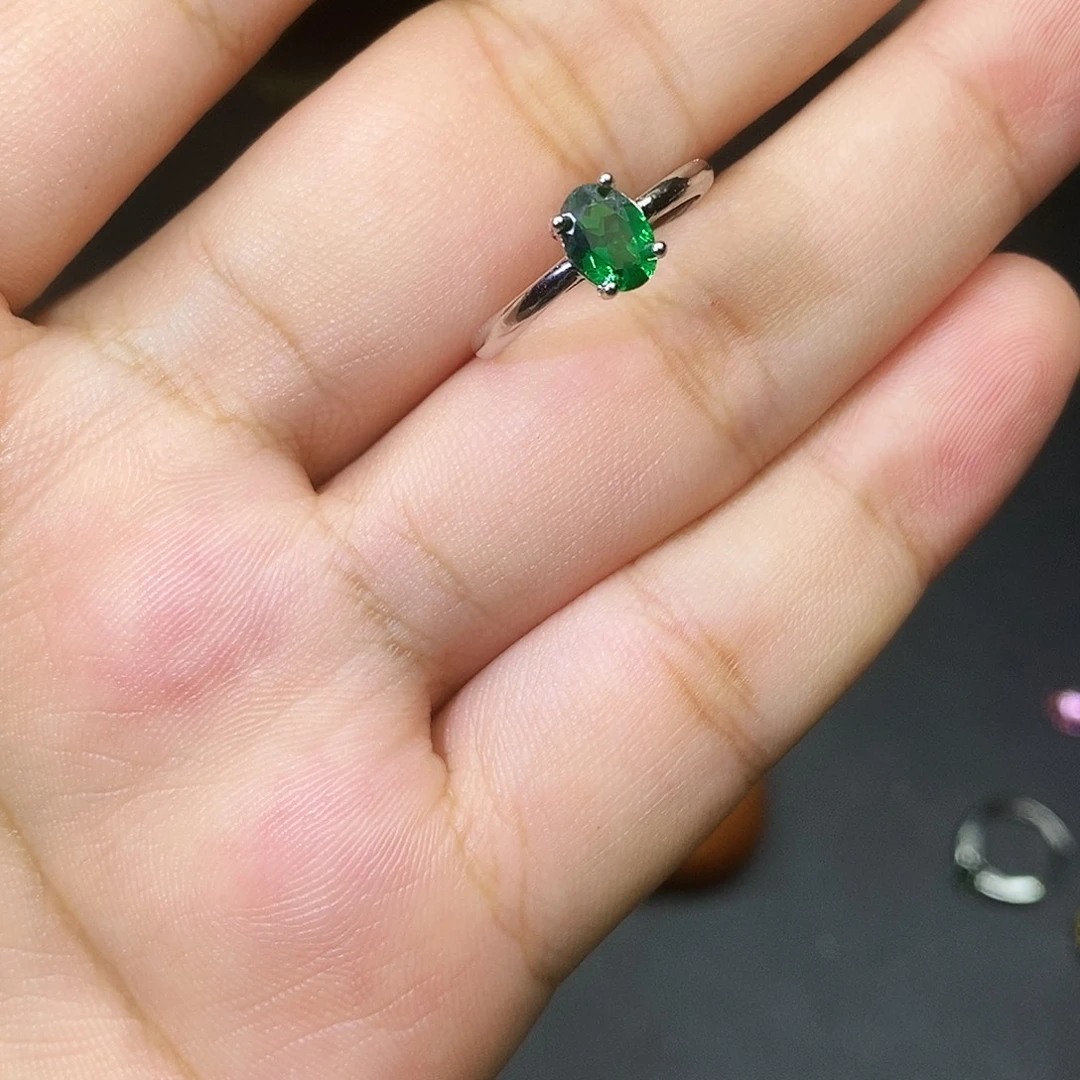 祖母绿戒指银S925镶嵌