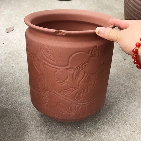21/24瑕疵口部磕碰