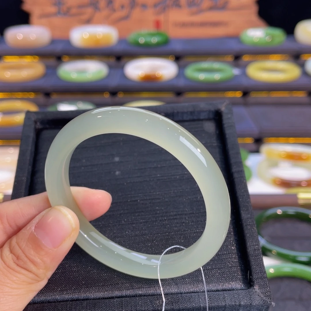 未镶嵌手镯和田玉-高冰猫眼晴水52