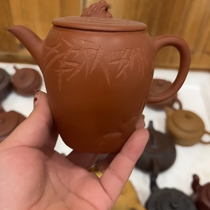 紫砂茶壶瑕疵……………………