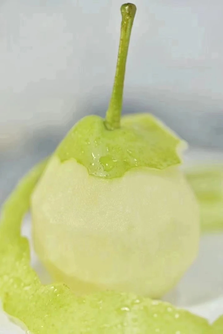 [顺丰包邮]攀枝花米易普威丁香梨，太阳雪梨香甜可口，一口爆汁