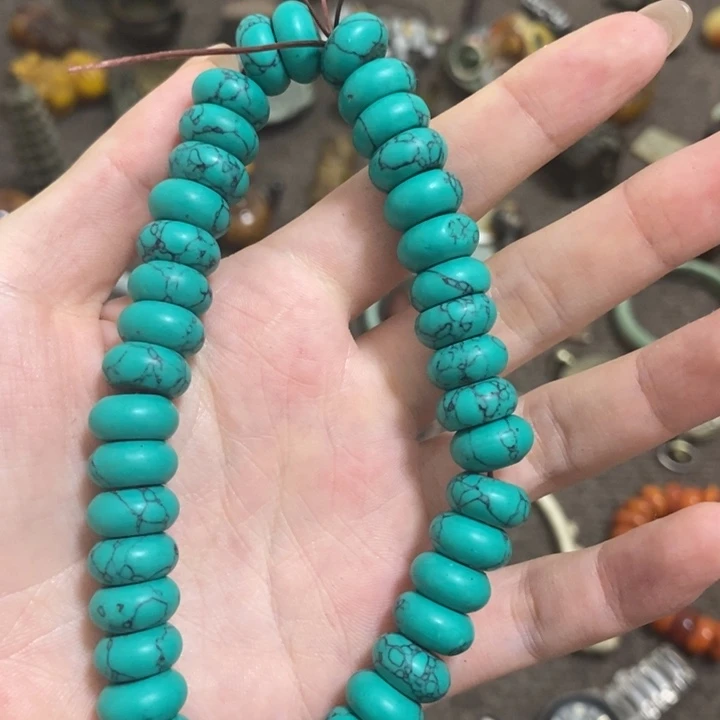 55677854323456678