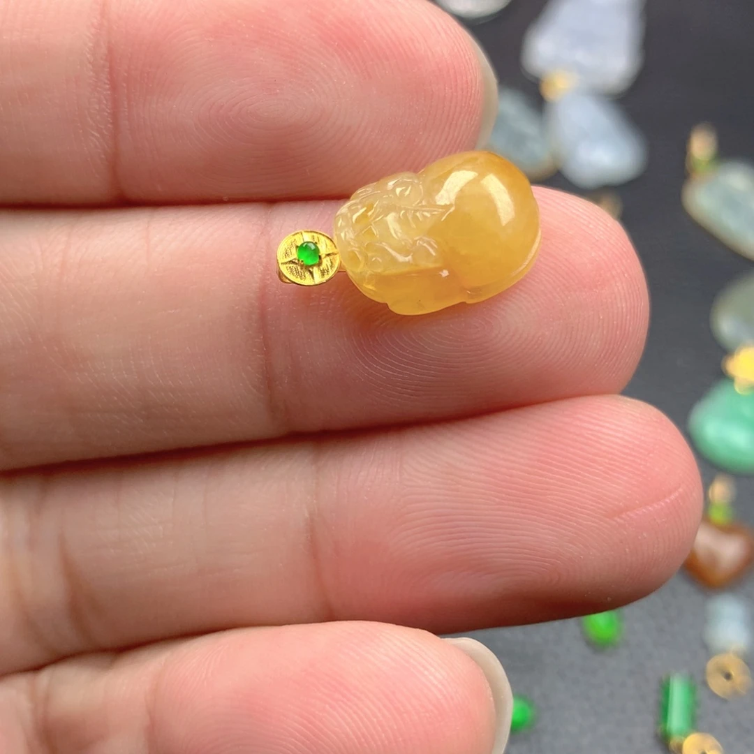 【闪购商品】颈饰18K金镶嵌翡翠1****0翡翠