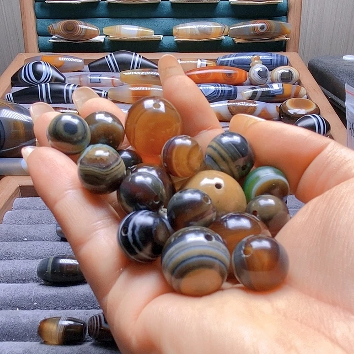 茂***哥玛瑙/玉髓未镶嵌吊坠(不含链)