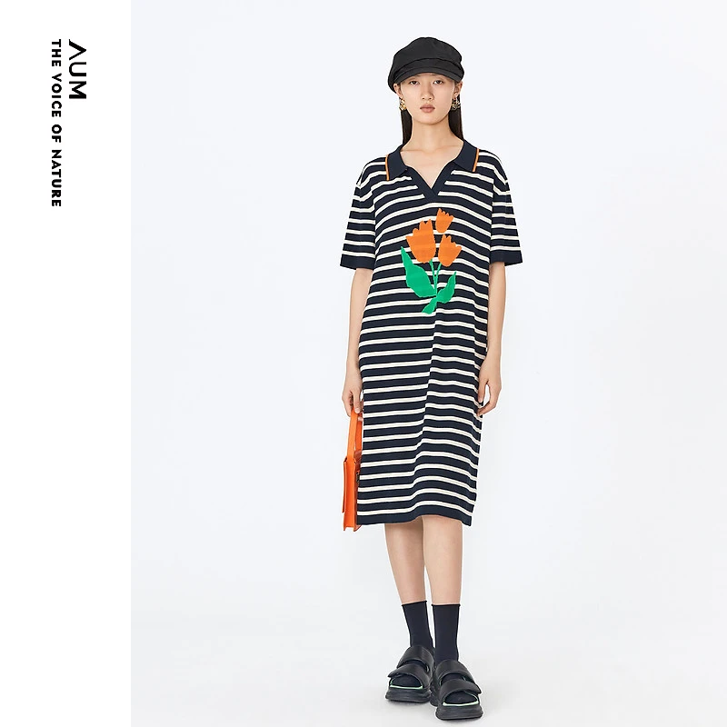 AUM/噢姆时尚休闲针织黑色撞色郁金香连衣裙百搭通勤M1DE2L28M