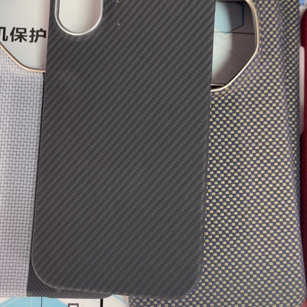 苹果17黑灰纯色带磁吸