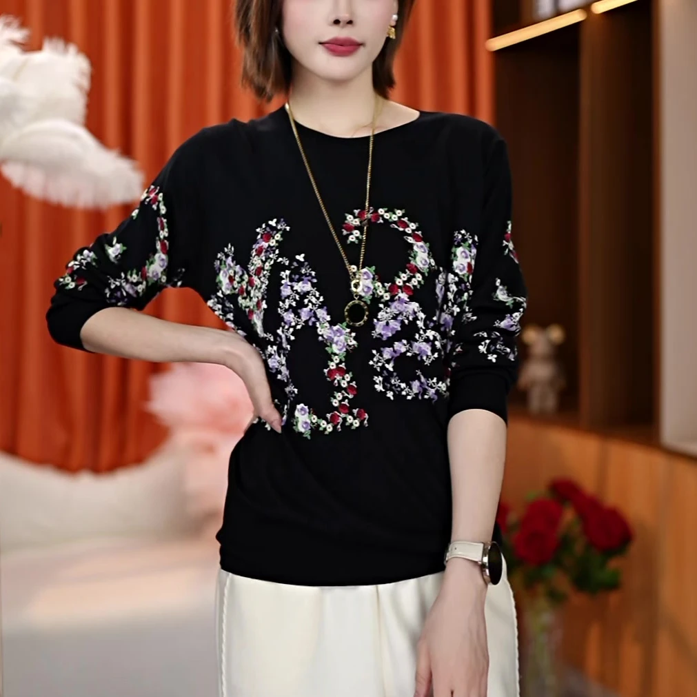 秋冬设计师款黑色碎花百搭小衫减龄时尚宽松洋气显瘦打底针织衫