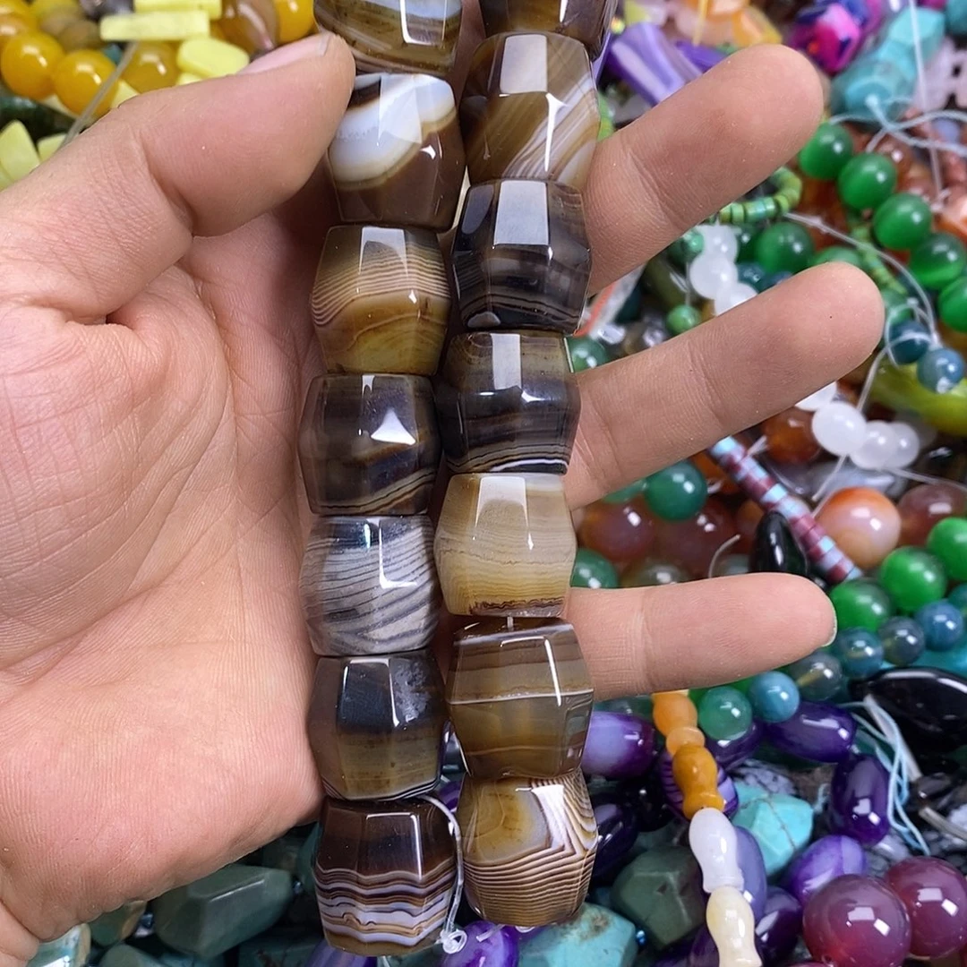 玛瑙/玉髓未镶嵌珠宝半成品玛瑙切面垛珠一条装
