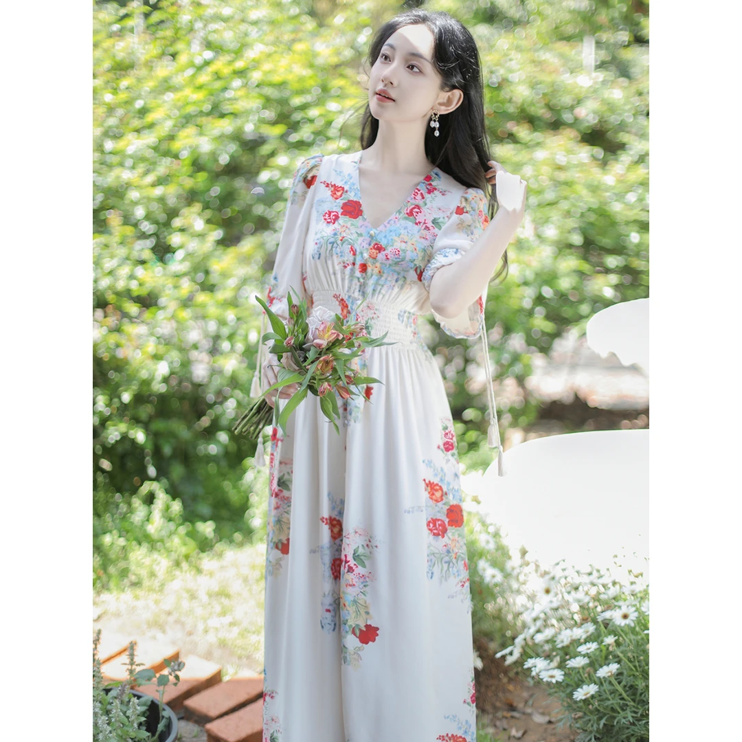 现货 盛夏田野古着花朵法式泡泡袖收腰显瘦碎花连衣裙