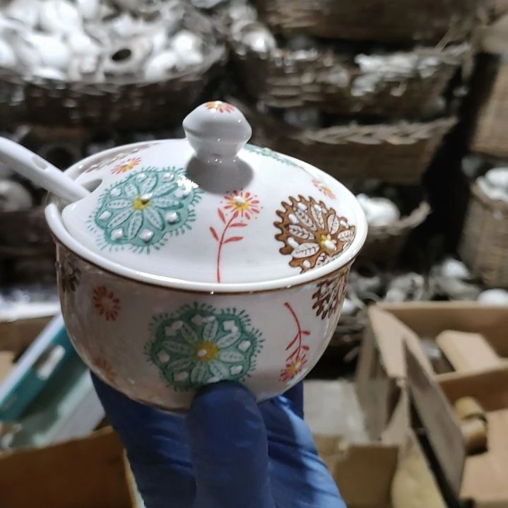 摆件陶瓷盘子碗啥都有