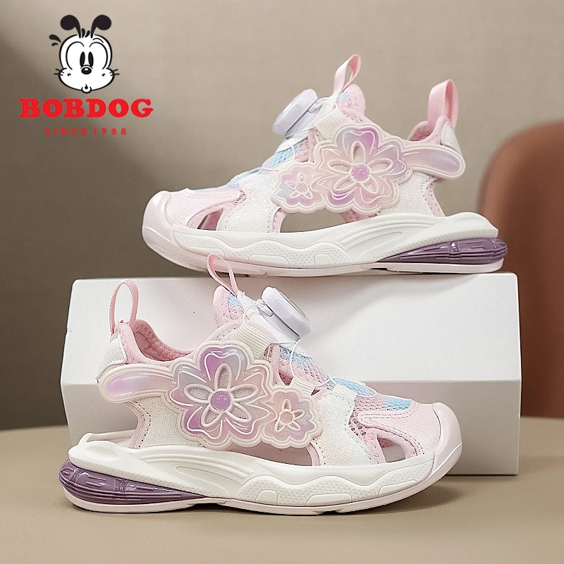Bobdog/巴布豆2026夏季新款女童包头防滑儿童时尚软底耐磨凉鞋