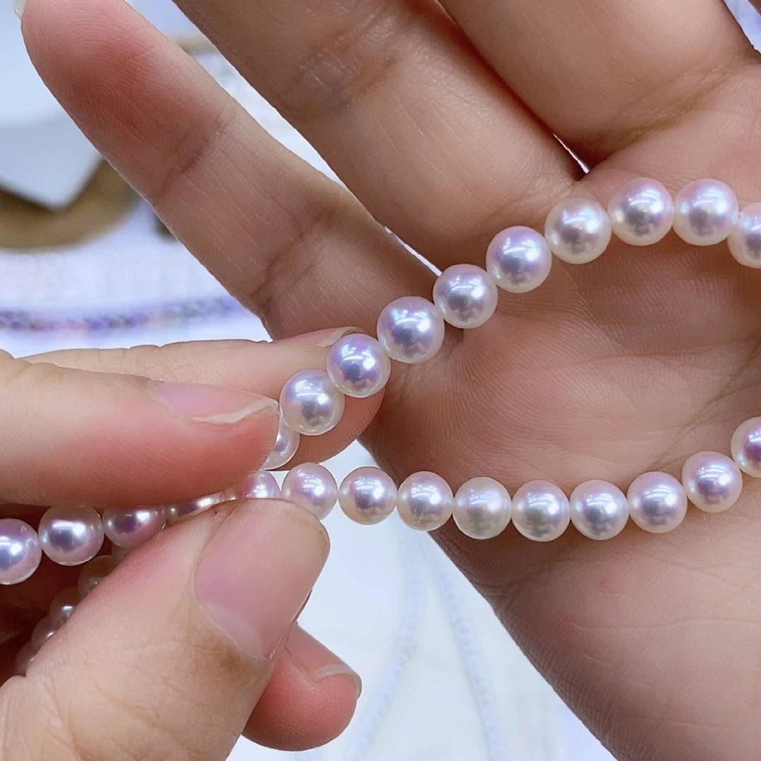 大***达淡水珍珠18K金镶嵌颈饰