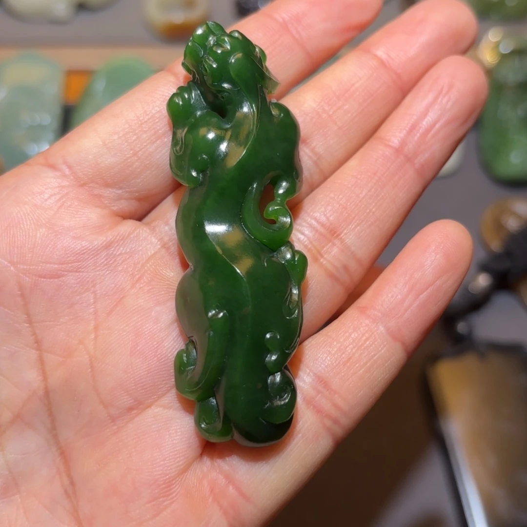 和田玉颈饰未镶嵌悠**心