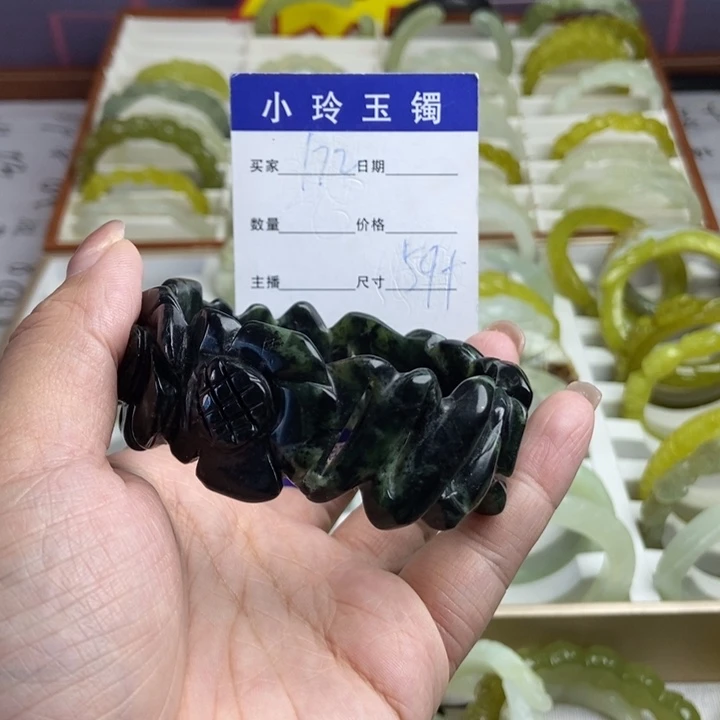 未镶嵌蛇纹石玉手镯